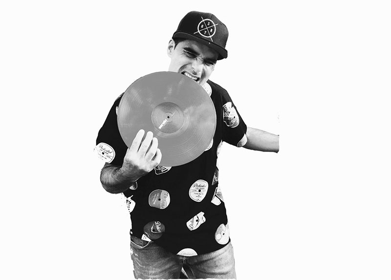 dj-tillo